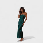 Carmen - Vestido de cetim sem mangas