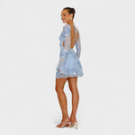 Júlia - Vestido com encanto floral