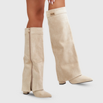 Botas Altas com Design Elegante