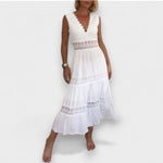 Kim - Vestido em Renda com Decote V