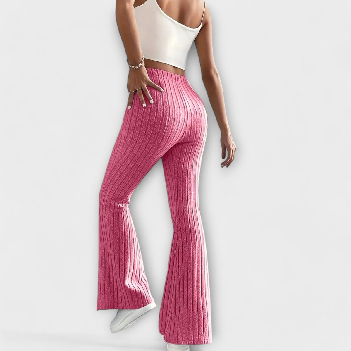 Jennifer - Calças largas com estilo
