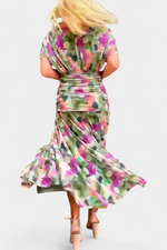 Luana - Vestido elegante com decote em V